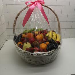 Подарочная корзина №18 с фруктами