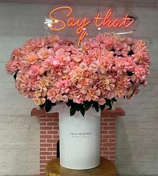 Премиальная композиция "Гигант любви" из роз в  коробке