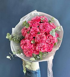 Букет "Вояж" с розами и эвкалиптом