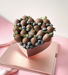 Клубничный бокс "Сердцеед" клубника в итальянском шоколаде