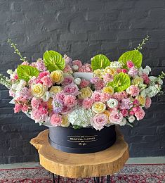 Композиция "Цветочный карнавал"