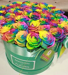 Фирменная коробка MAISON c голландскими розами