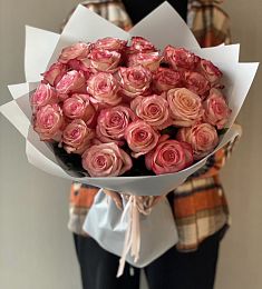 25 голландских роз 50 см